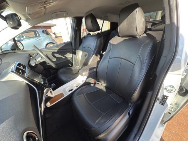 TOYOTA PRIUS 2016 Image 31