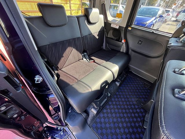 DAIHATSU TANTO CUSTOM 2017 Image 31