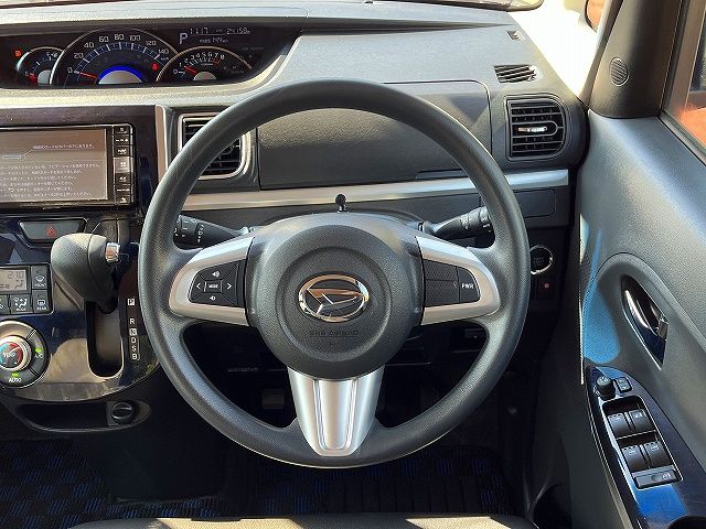 DAIHATSU TANTO CUSTOM 2017 Image 31