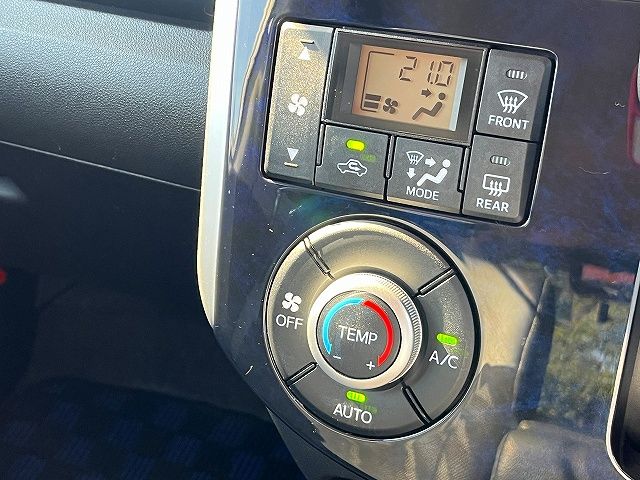 DAIHATSU TANTO CUSTOM 2017 Image 31