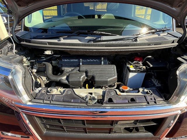 DAIHATSU TANTO CUSTOM 2017 Image 31