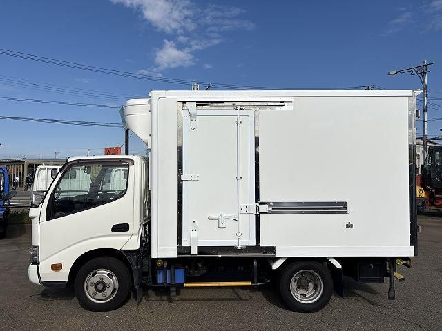 TOYOTA DYNA 2019 Image 31