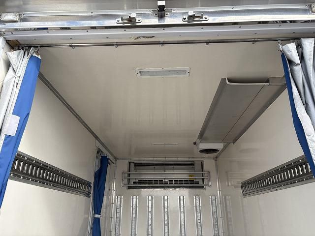 TOYOTA DYNA 2019 Image 31