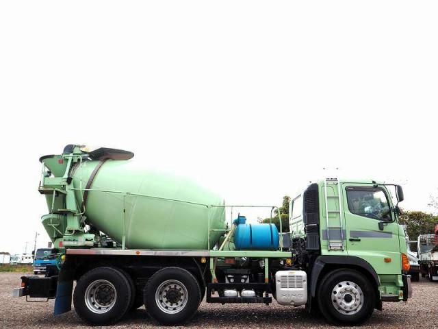 HINO PROFIA 2015 Image 31