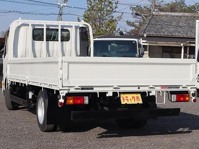 HINO DUTRO 2020 Image 31
