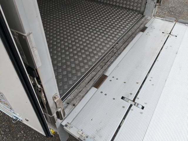 MITSUBISHI CANTER 2023 Image 31