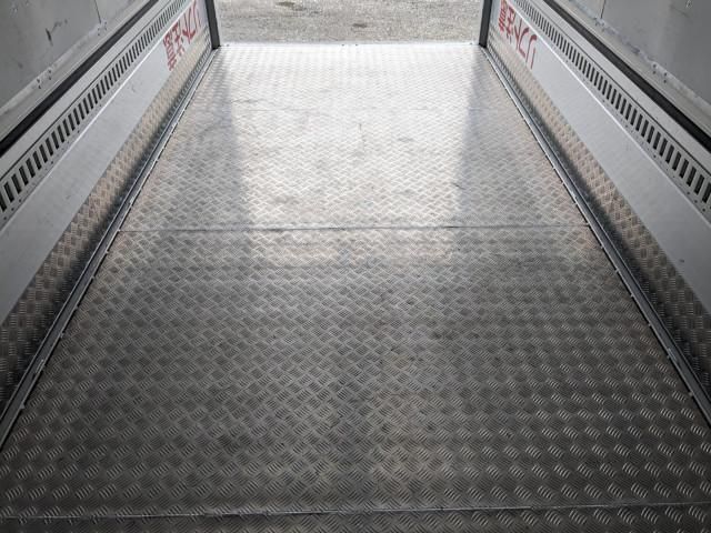 MITSUBISHI CANTER 2023 Image 31