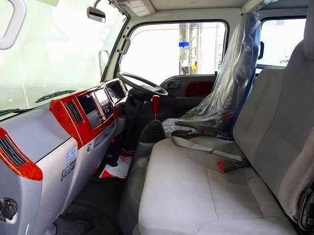 ISUZU ELF 2016 Image 31