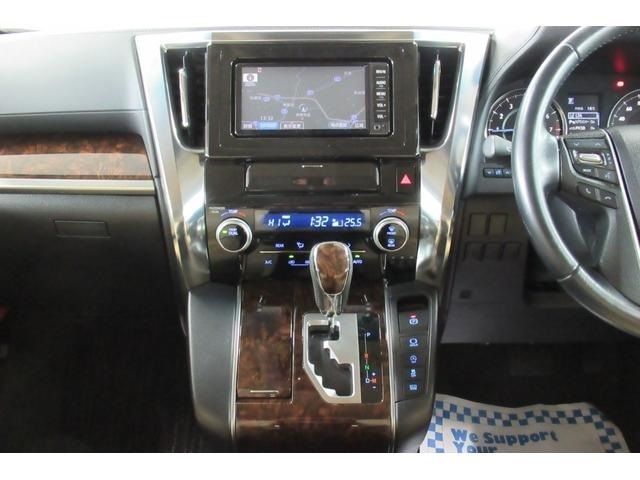 TOYOTA VELLFIRE 4WD 2018 Image 31