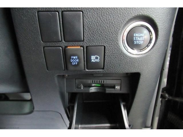 TOYOTA VELLFIRE 4WD 2018 Image 31