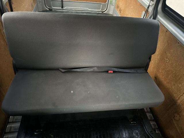 TOYOTA HIACE VAN 2WD 2015 Image 31