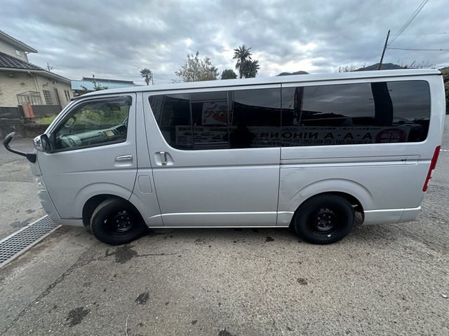 TOYOTA HIACE VAN 2WD 2006 Image 31