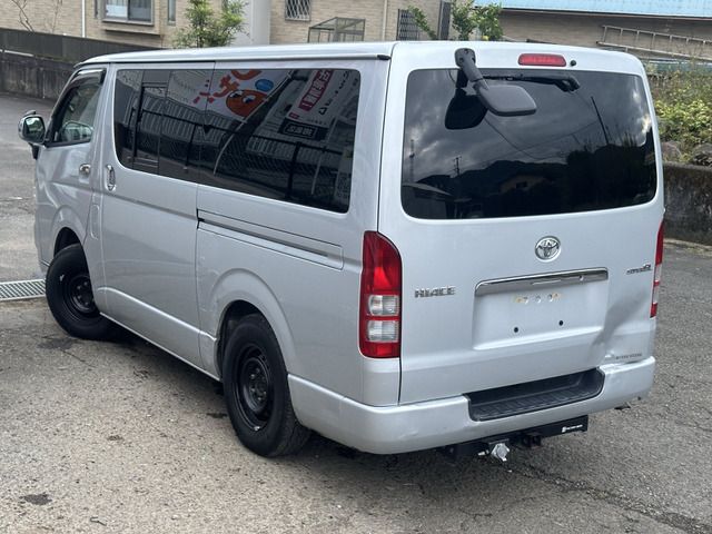 TOYOTA HIACE VAN 2WD 2006 Image 31