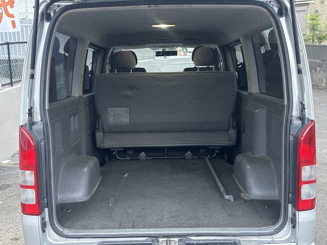 TOYOTA HIACE VAN 2WD 2006 Image 31