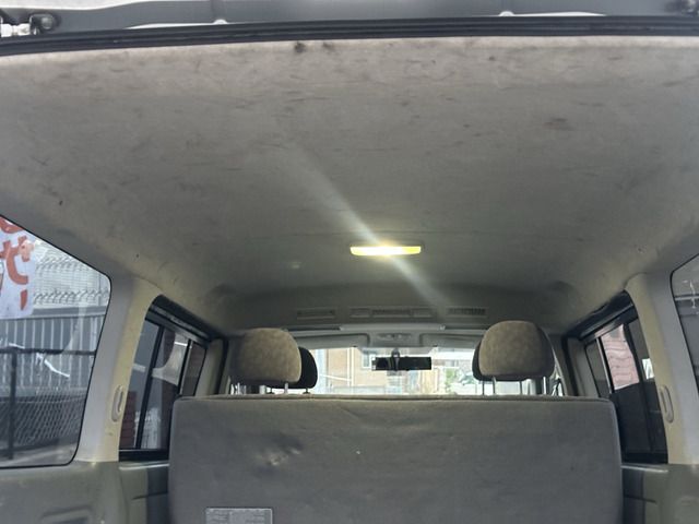 TOYOTA HIACE VAN 2WD 2006 Image 31