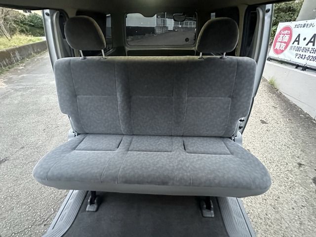 TOYOTA HIACE VAN 2WD 2006 Image 31