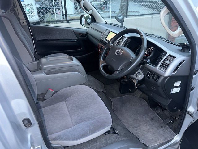 TOYOTA HIACE VAN 2WD 2006 Image 31