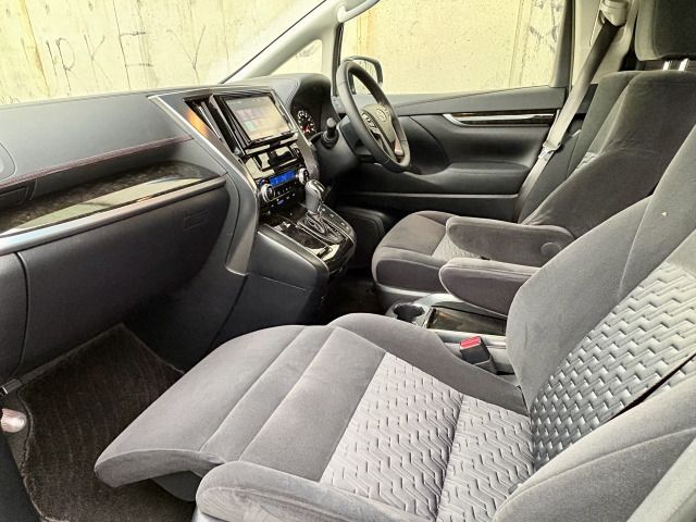 TOYOTA VELLFIRE 2015 Image 31