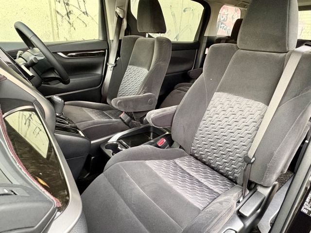 TOYOTA VELLFIRE 2015 Image 31