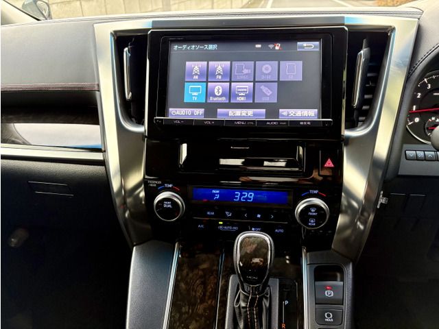 TOYOTA VELLFIRE 2015 Image 31