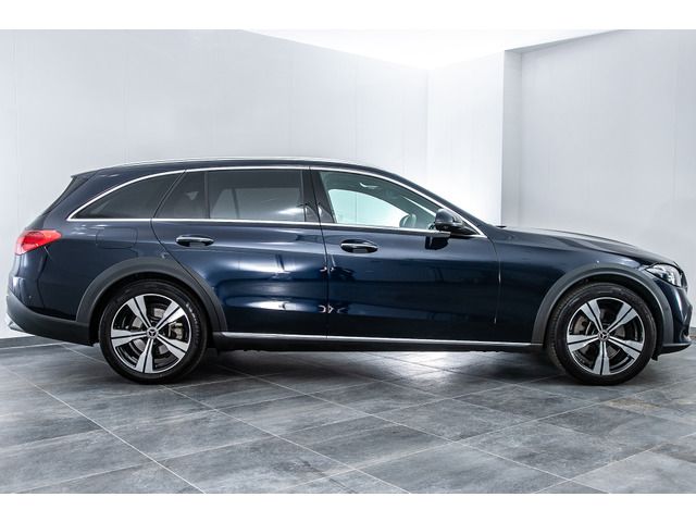 MERCEDES BENZ C CLAS 2022 Image 31