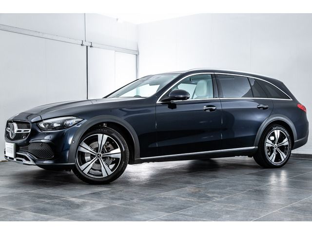 MERCEDES BENZ C CLAS 2022 Image 31