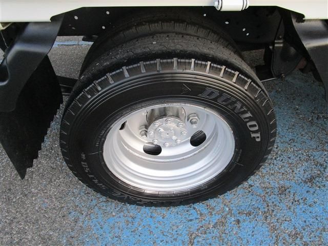 ISUZU  2019 Image 31