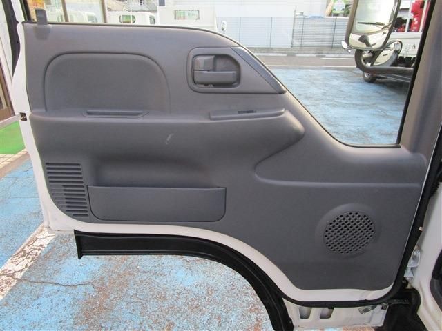 ISUZU  2019 Image 31