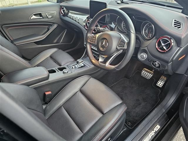 MERCEDES BENZ MERCEDES AMG GLA CLA 2018 Image 31