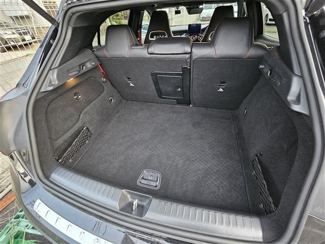 MERCEDES BENZ MERCEDES AMG GLA CLA 2018 Image 31