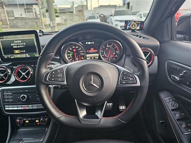 MERCEDES BENZ MERCEDES AMG GLA CLA 2018 Image 31