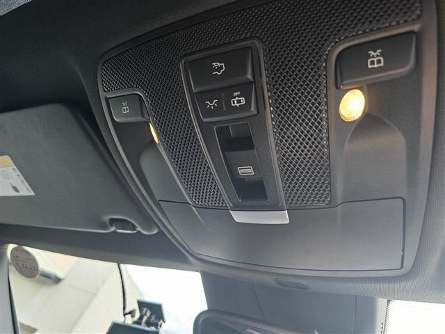 MERCEDES BENZ MERCEDES AMG GLA CLA 2018 Image 31