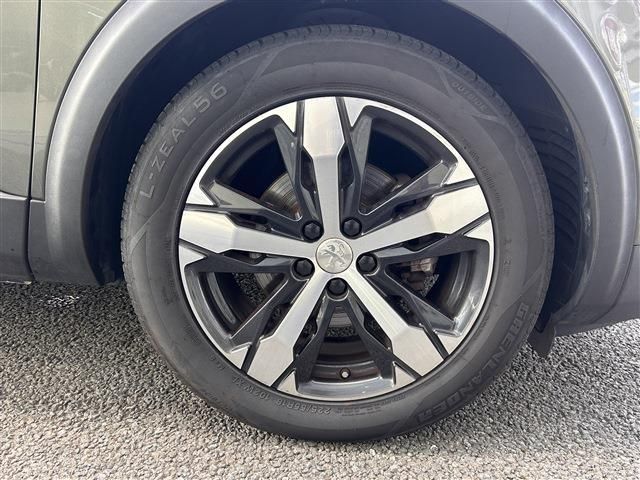 PEUGEOT 3008 2019 Image 31