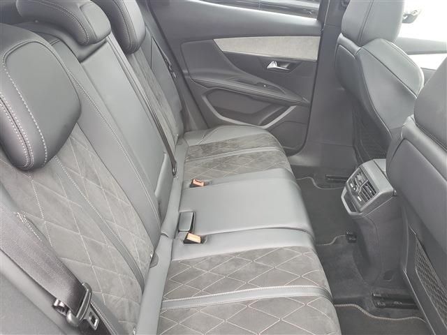 PEUGEOT 3008 2019 Image 31