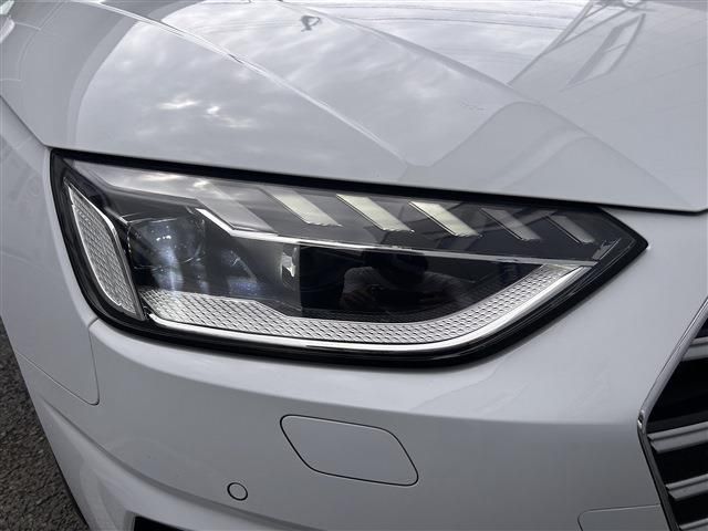 AUDI A4 2021 Image 31