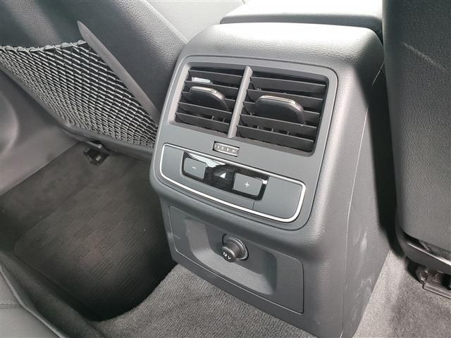 AUDI A4 2021 Image 31