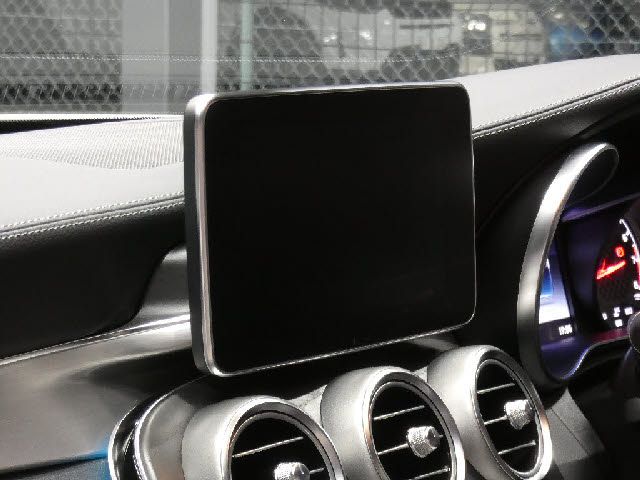 MERCEDES BENZ MERCEDES AMG C CLASS 2017 Image 31