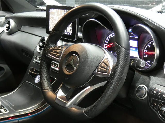 MERCEDES BENZ MERCEDES AMG C CLASS 2017 Image 31