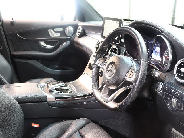 MERCEDES BENZ MERCEDES AMG GLCCLAS 2017 Image 31