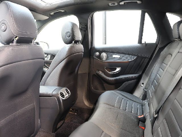 MERCEDES BENZ MERCEDES AMG GLCCLAS 2018 Image 31