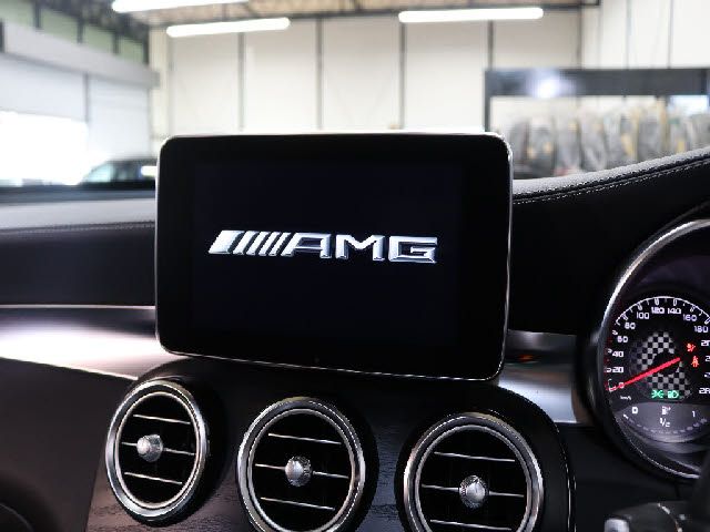 MERCEDES BENZ MERCEDES AMG GLCCLAS 2018 Image 31