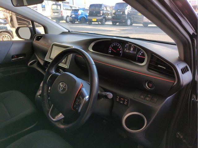 TOYOTA SIENTA 2015 Image 31