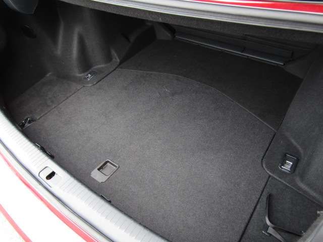 TOYOTA LEXUS IS200T 2016 Image 31