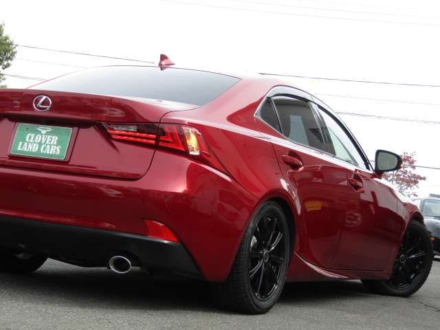 TOYOTA LEXUS IS200T 2016 Image 31