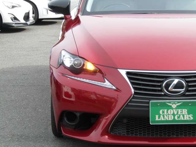 TOYOTA LEXUS IS200T 2016 Image 31