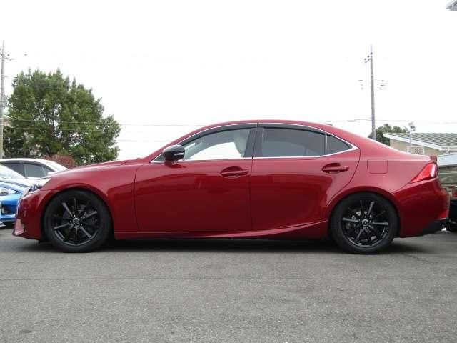 TOYOTA LEXUS IS200T 2016 Image 31