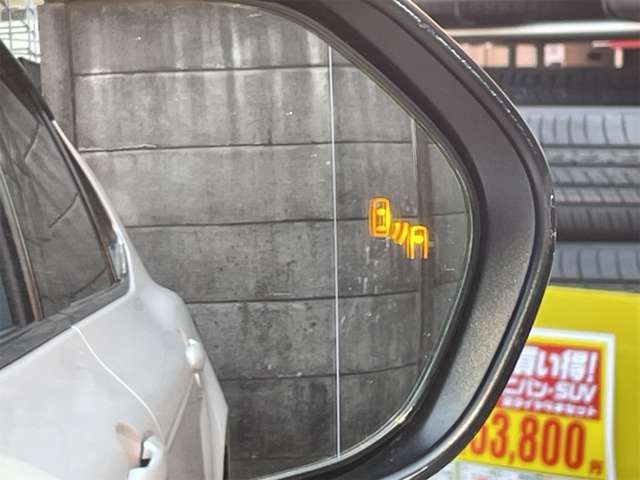 TOYOTA CAMRY HYBRID 2018 Image 31