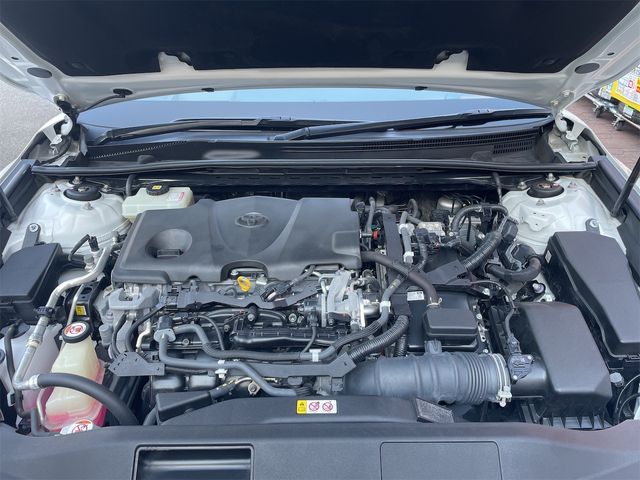 TOYOTA CAMRY HYBRID 2018 Image 31