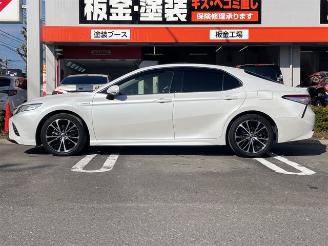 TOYOTA CAMRY HYBRID 2018 Image 31