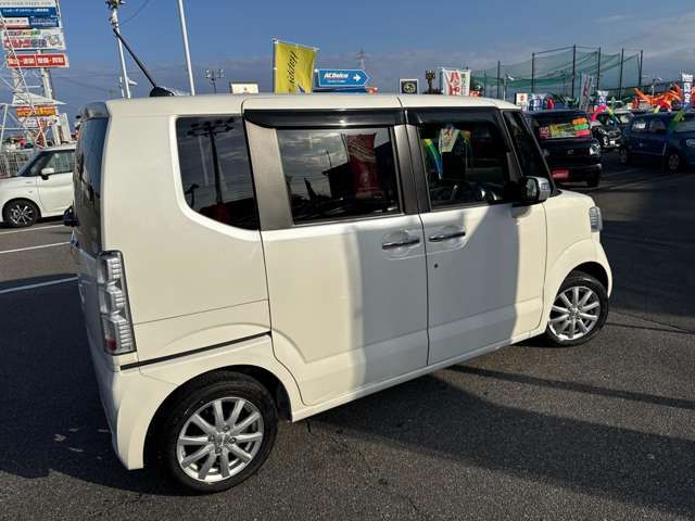 HONDA N BOX 2015 Image 31